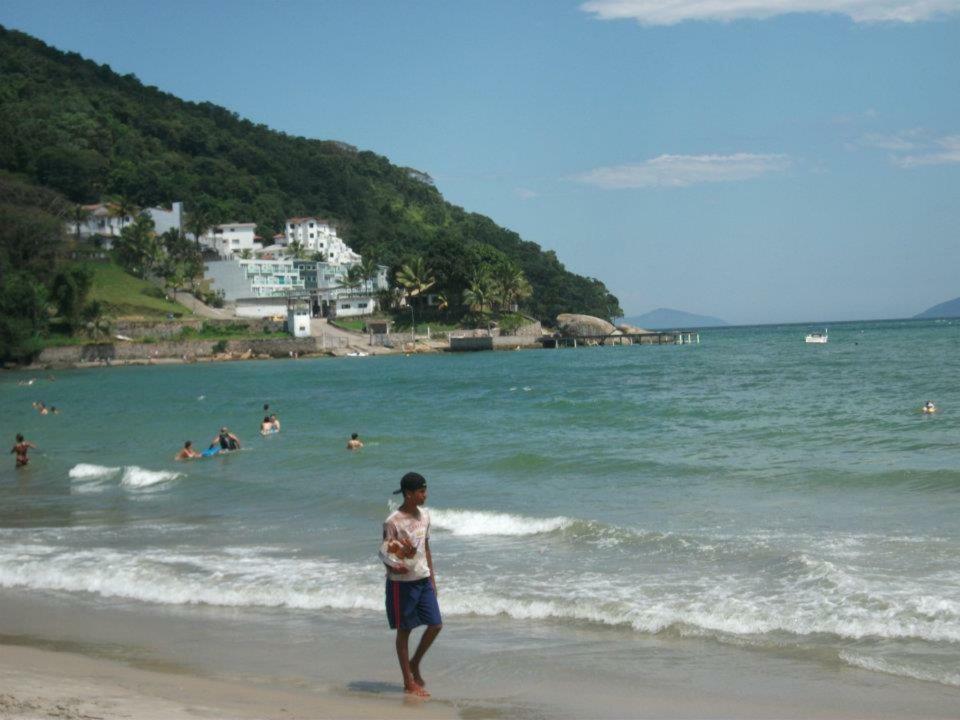 Lindo Apto Praia Martin De Sa Em Condominio Com Piscina, Estacionamento, Wi-Fi 150Mbps,Perto Do Mar!!! Карагуататуба Экстерьер фото